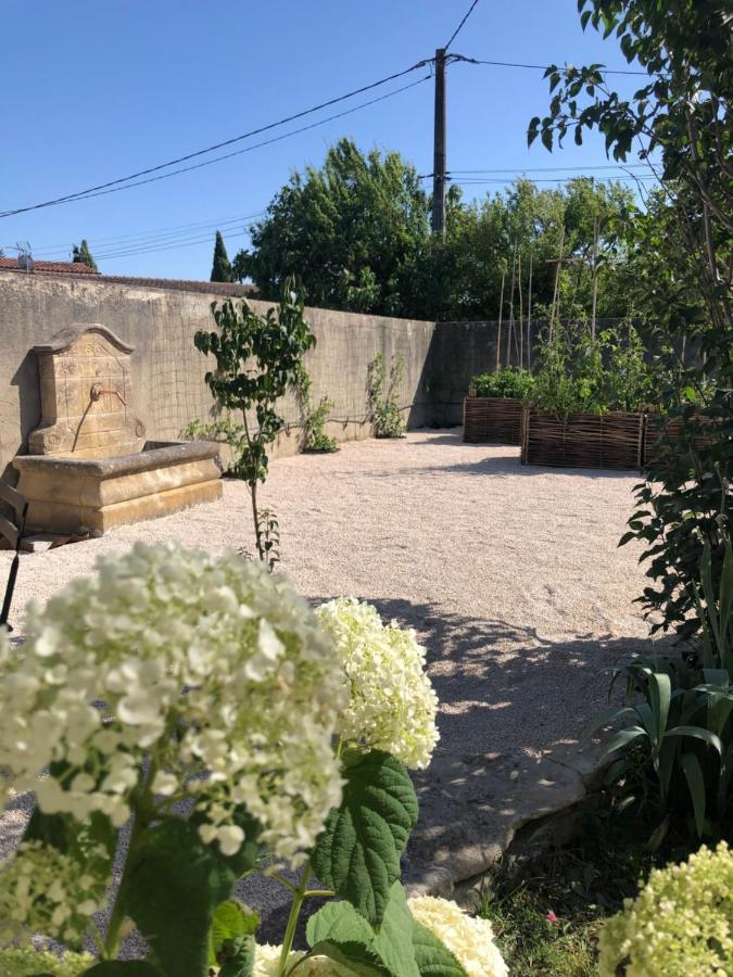Lulu En Provence Bed and Breakfast LʼIsle-sur-la-Sorgue Eksteriør billede
